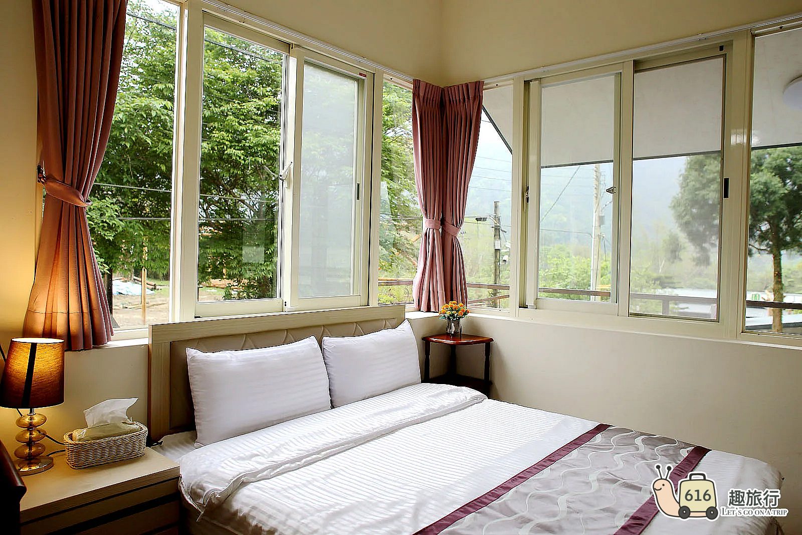 群園庭園咖啡民宿｜新竹內灣包棟 房間風格溫馨簡約 採光極佳