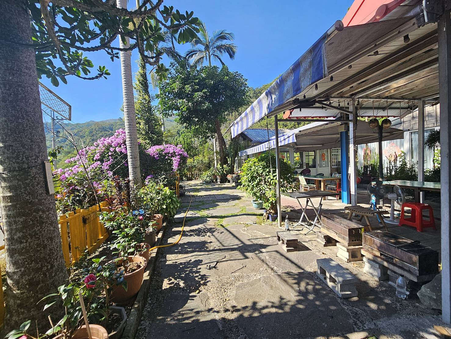 群園庭園咖啡民宿｜新竹內灣包棟 歡樂的戶外庭園